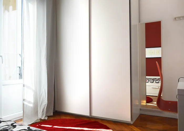아파트 Joivy Mauri - Cosy Flats Near The Duomo *