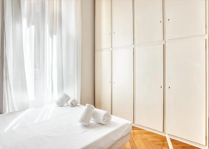 Joivy Mauri - Cosy Flats Near The Duomo * 밀라노