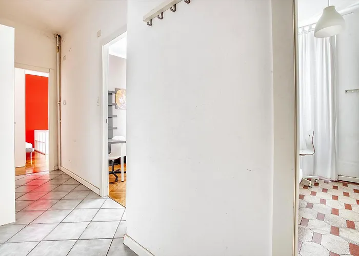 Joivy Mauri - Cosy Flats Near The Duomo 밀라노