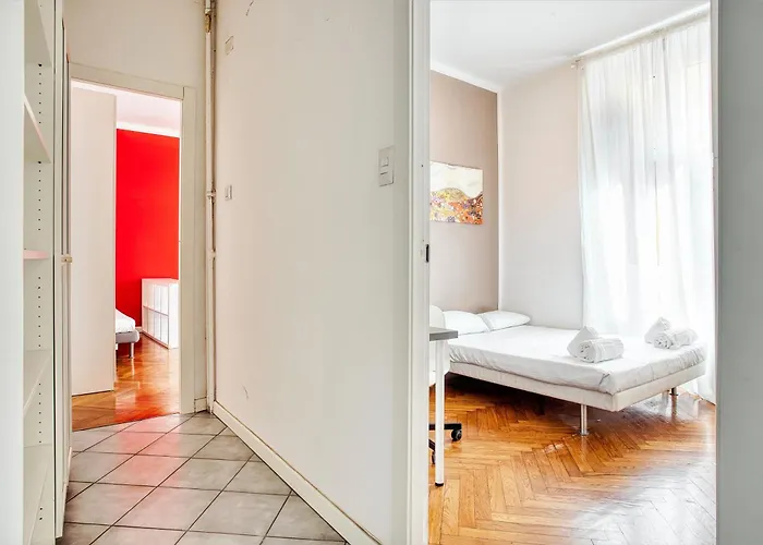 Joivy Mauri - Cosy Flats Near The Duomo *