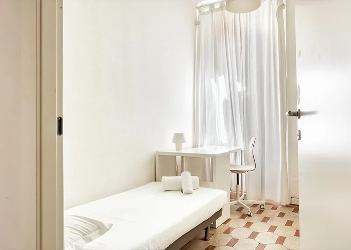 Joivy Mauri - Cosy Flats Near The Duomo * 밀라노
